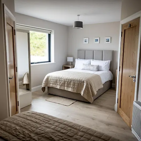 Cahermaclanchy House *